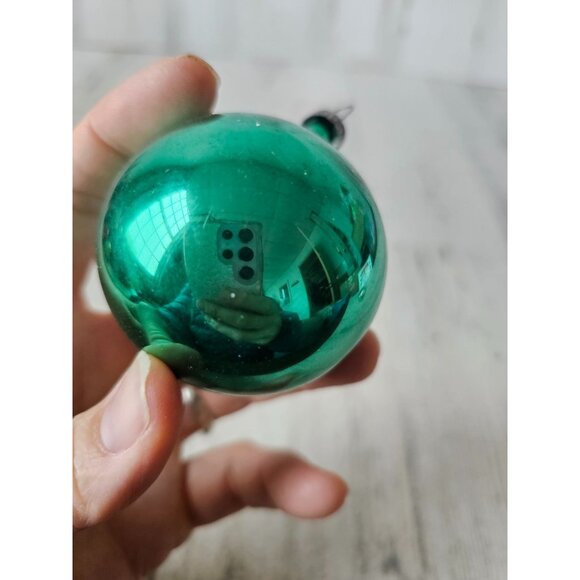 Vintage indent green silver glitter ball ornament reflector Xmas tree - Picture 4 of 9